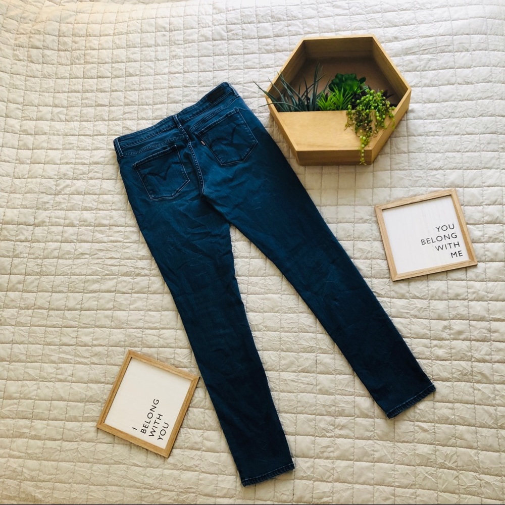 Levi’s mid rise skinny jeans size 30 - Picture 3 of 4